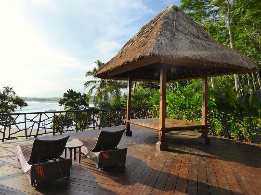 Puri Dajuma Beach Eco-Resort & Spa Пулукан Екстериор снимка